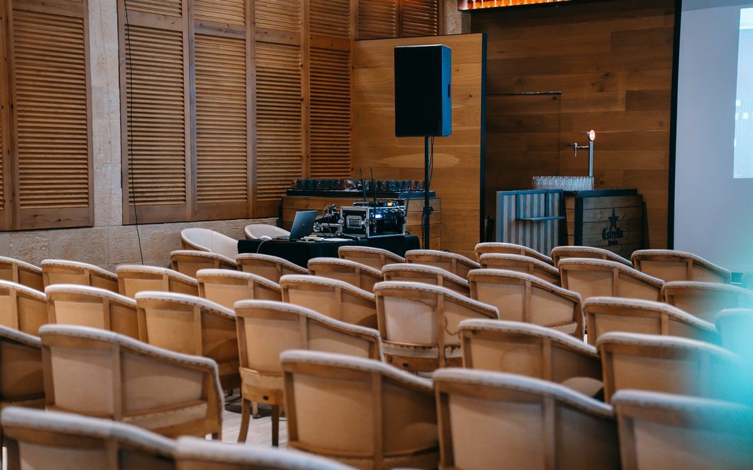 Cómo mejorar la comunicación interna a través de eventos corporativos